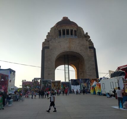 Monumento a la Revolución en la Ciudad de México, sede de la jornada de acopio en solidaridad con Cuba.