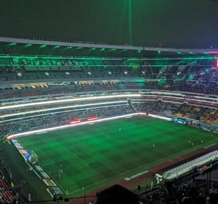 Jugadores del Club América durante un partido en el Estadio Banorte