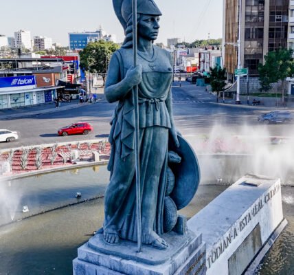 Vista aérea de la Glorieta La Minerva en Guadalajara, punto de partida de la megamarcha por el agua.